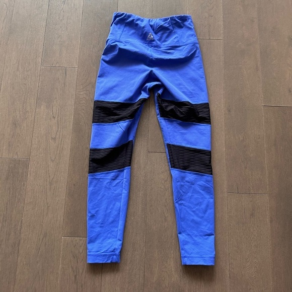 Reebok high rise tight acid blue leggings - Picture 2 of 4